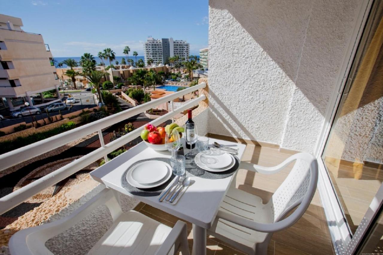 319 Modern Accommodation,sea View, Wi Fi And Pool Apartament
